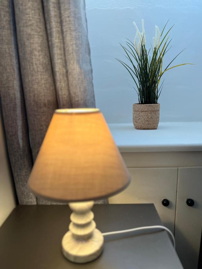 Perakis Apartments Хидра Екстериор снимка